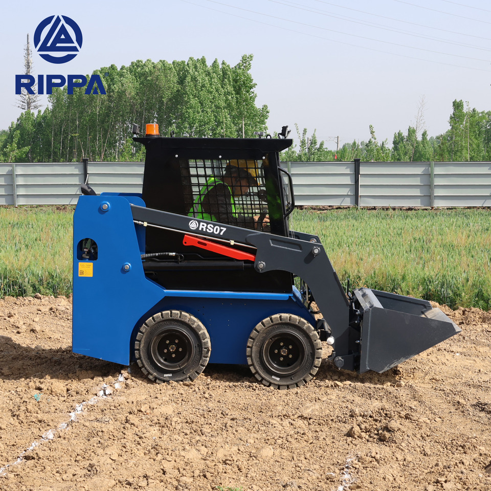 Rippa RS07 Compact Loader | 24.4hp Kubota Power | High Flow Dual Pump | Comfortable A/C Cabin - Mini încărcător: Foto 4 Rippa RS07 Compact Loader | 24.4hp Kubota Power | High Flow Dual Pump | Comfortable A/C Cabin - Mini încărcător: Foto 4