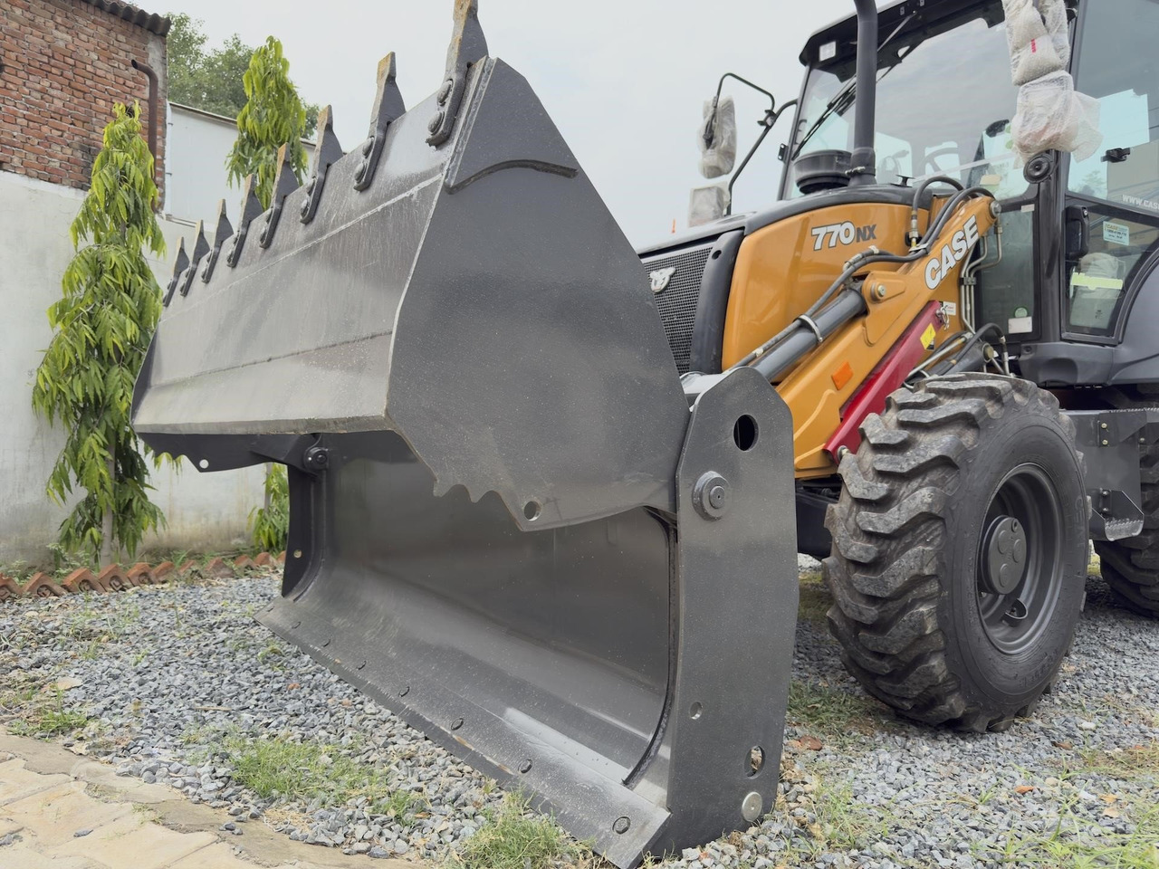 CASE 770NX MAGNUM - Buldoexcavator: Foto 4 CASE 770NX MAGNUM - Buldoexcavator: Foto 4