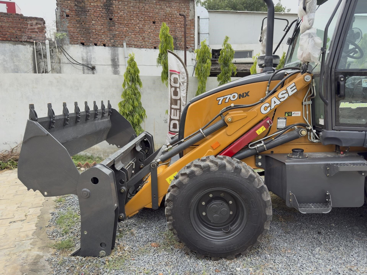 CASE 770NX MAGNUM - Buldoexcavator: Foto 3 CASE 770NX MAGNUM - Buldoexcavator: Foto 3