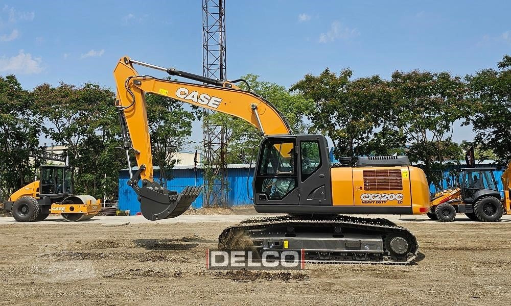 CASE CX220C LC - Excavator pe şenile: Foto 1 CASE CX220C LC - Excavator pe şenile: Foto 1