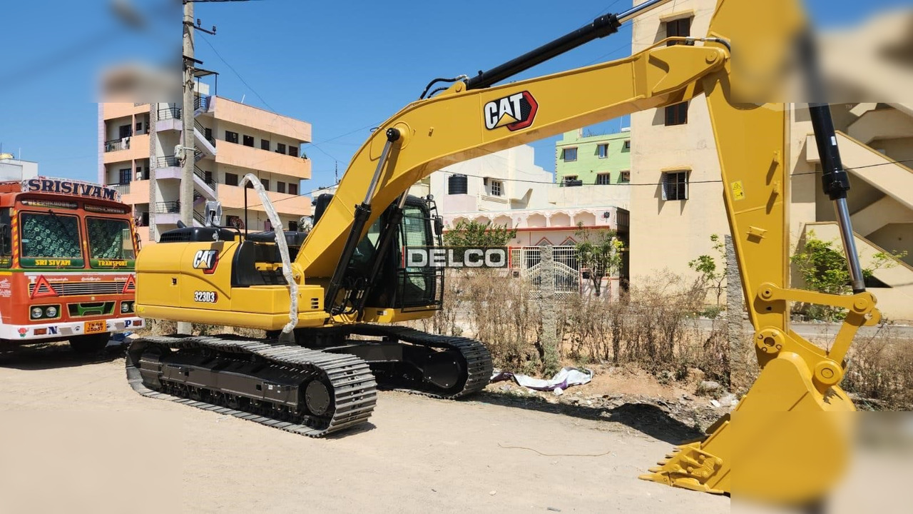 CATERPILLAR 323D3 - Excavator pe şenile: Foto 3 CATERPILLAR 323D3 - Excavator pe şenile: Foto 3