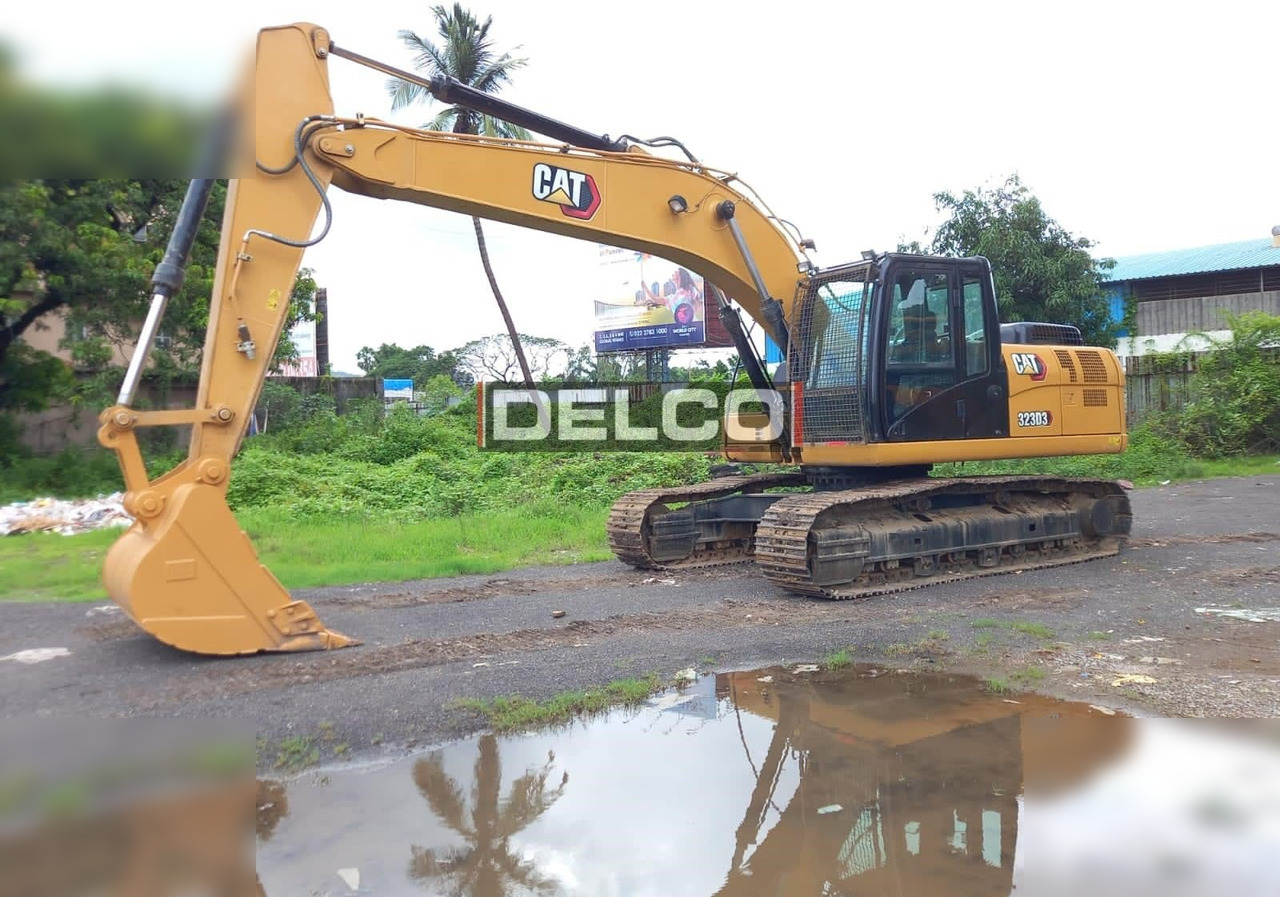 CATERPILLAR 323D3 - Excavator pe şenile: Foto 3 CATERPILLAR 323D3 - Excavator pe şenile: Foto 3