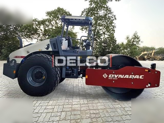 DYNAPAC CA305D - Cilindru compactor: Foto 3 DYNAPAC CA305D - Cilindru compactor: Foto 3