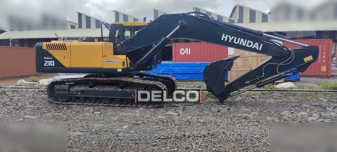 HYUNDAI ROBEX 210 - Excavator pe şenile: Foto 5 HYUNDAI ROBEX 210 - Excavator pe şenile: Foto 5