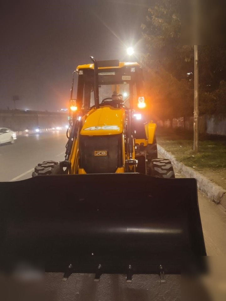 JCB 3DX SUPER - Buldoexcavator: Foto 3 JCB 3DX SUPER - Buldoexcavator: Foto 3