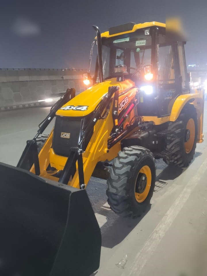 JCB 3DX SUPER - Buldoexcavator: Foto 1 JCB 3DX SUPER - Buldoexcavator: Foto 1