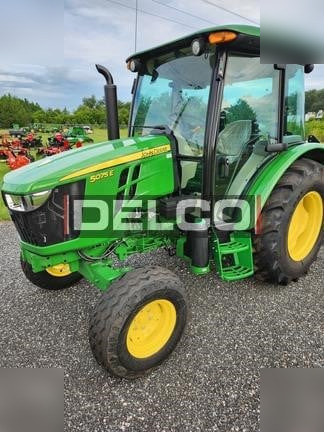 JOHN DEERE 5075E - Tractor agricol: Foto 2 JOHN DEERE 5075E - Tractor agricol: Foto 2