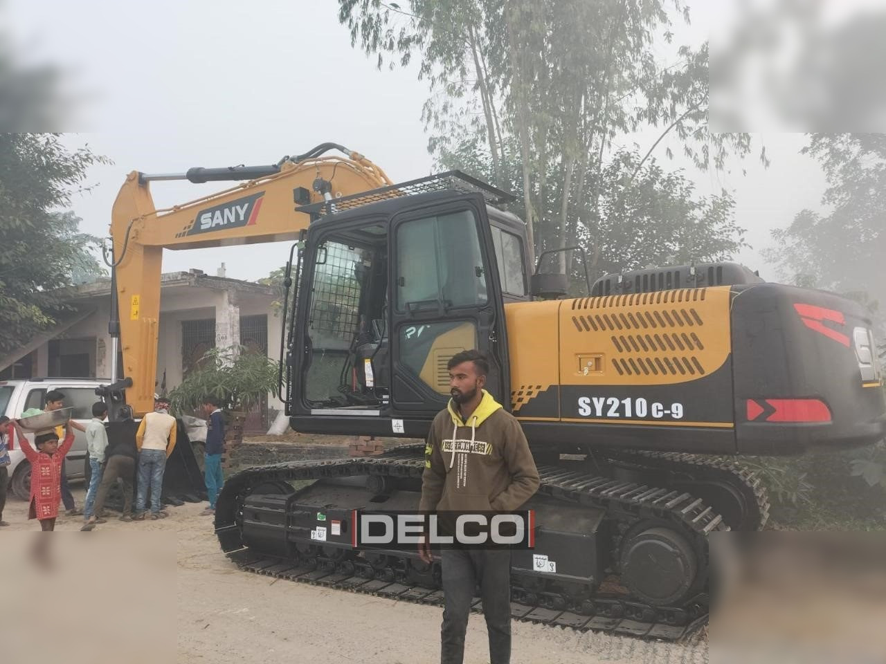 SANY SY210 LC - Excavator pe şenile: Foto 5 SANY SY210 LC - Excavator pe şenile: Foto 5