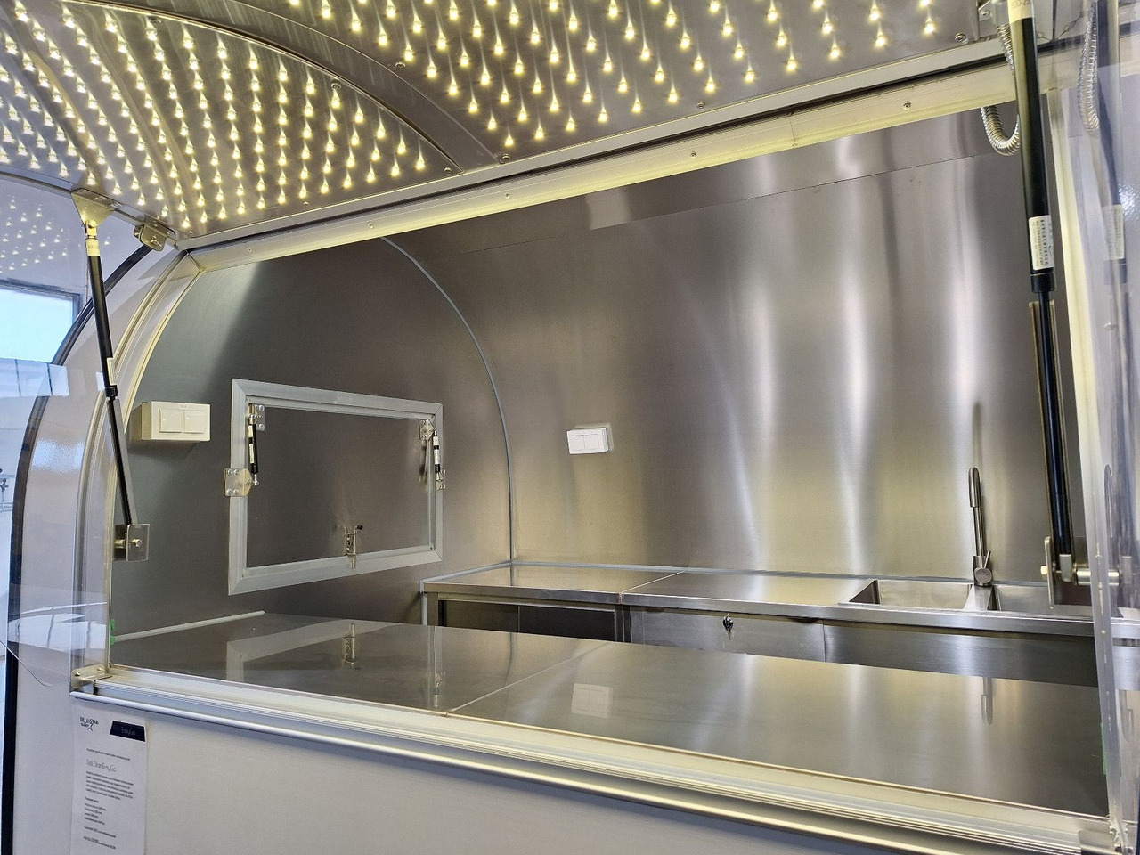 Esselmann Delistar Easy Go 220 - Rulota comerciala: Foto 3 Esselmann Delistar Easy Go 220 - Rulota comerciala: Foto 3