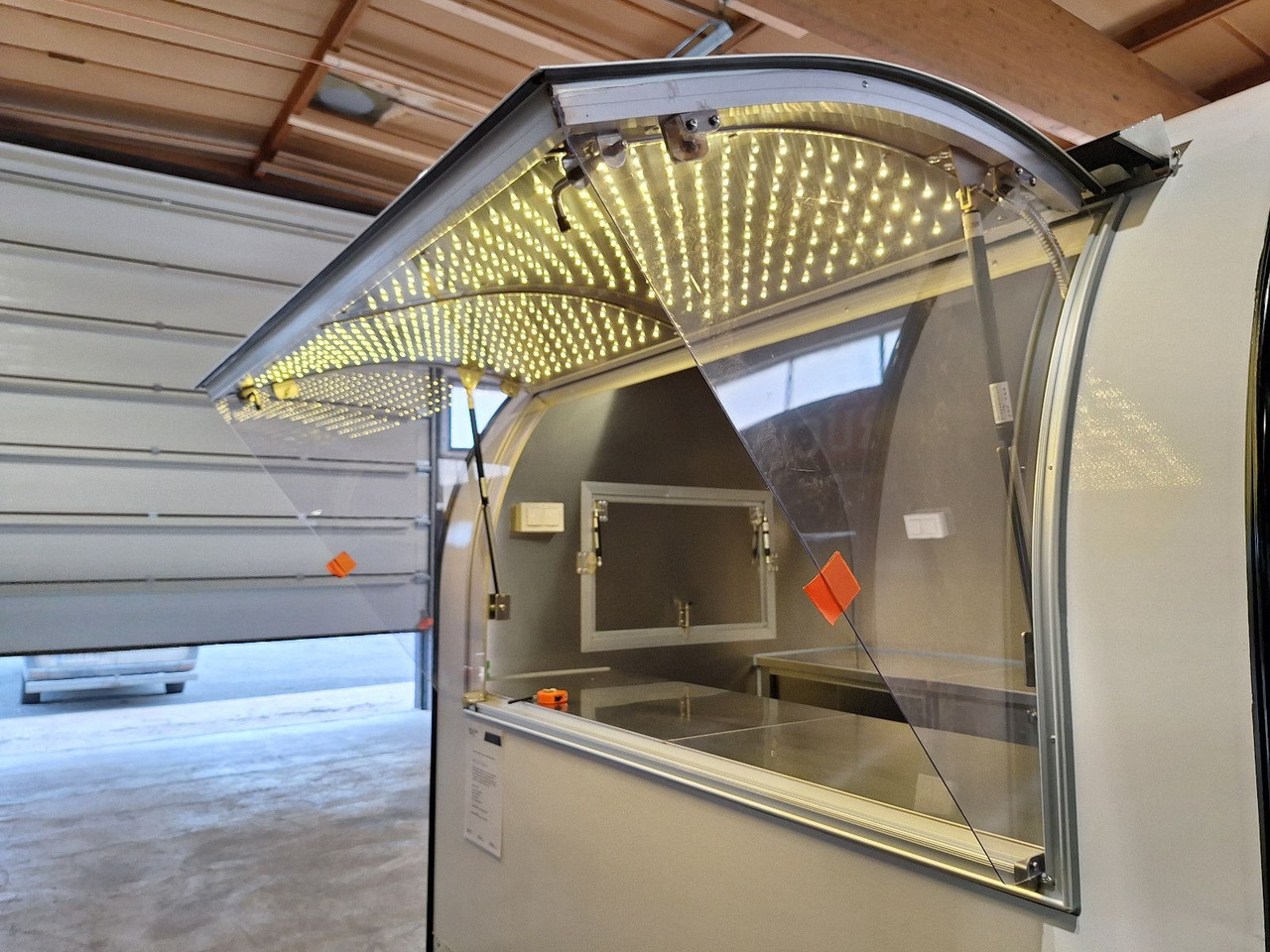 Esselmann Delistar Easy Go 220 - Rulota comerciala: Foto 2 Esselmann Delistar Easy Go 220 - Rulota comerciala: Foto 2