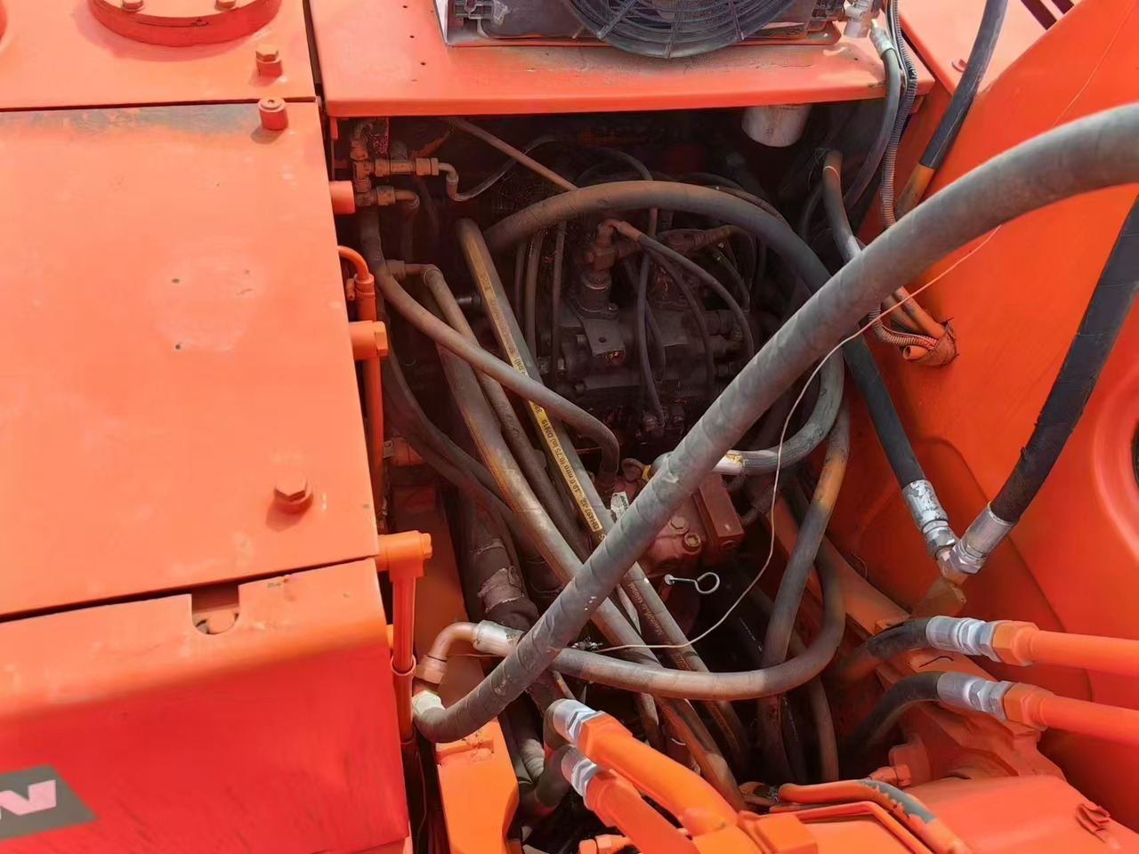 Doosan DX150 - Excavator pe roţi: Foto 4 Doosan DX150 - Excavator pe roţi: Foto 4