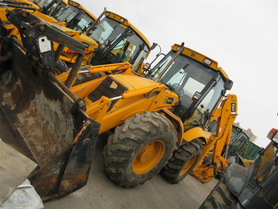 JCB 4CX - Buldoexcavator: Foto 1 JCB 4CX - Buldoexcavator: Foto 1