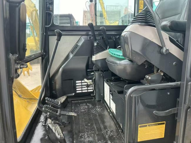 Komatsu PC56 - Mini excavator: Foto 2 Komatsu PC56 - Mini excavator: Foto 2