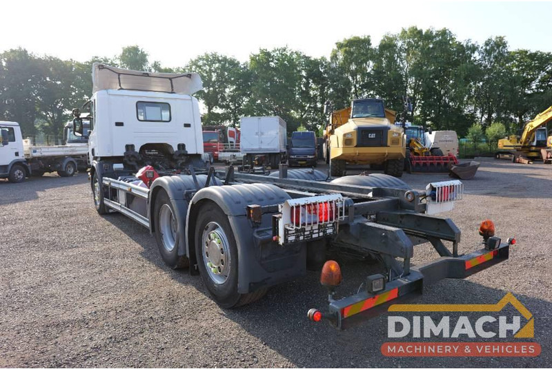 Scania P230 P 230 Euro 5 6x2*4 TOP!! Retarder right hand steer - Camion şasiu: Foto 2 Scania P230 P 230 Euro 5 6x2*4 TOP!! Retarder right hand steer - Camion şasiu: Foto 2