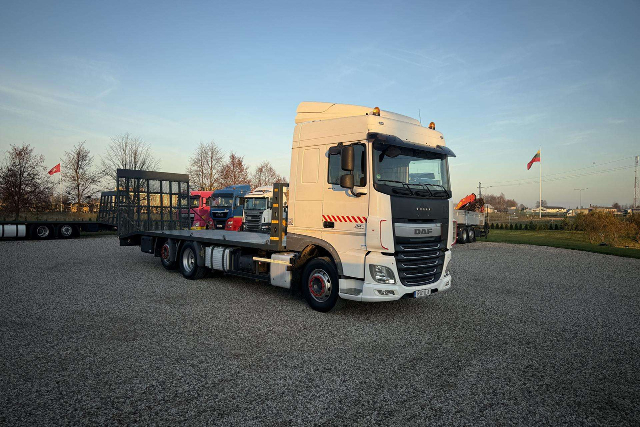 DAF XF 460 - Camion transport auto: Foto 1 DAF XF 460 - Camion transport auto: Foto 1