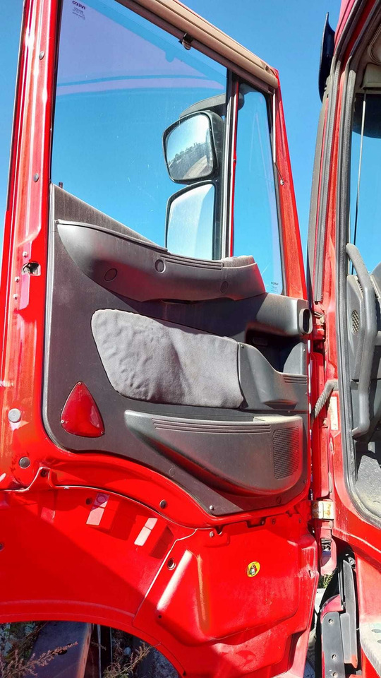 Drzwi do IVECO STRALIS 500 prawe/lewe - Uşă și piese pentru Camion: Foto 3 Drzwi do IVECO STRALIS 500 prawe/lewe - Uşă și piese pentru Camion: Foto 3