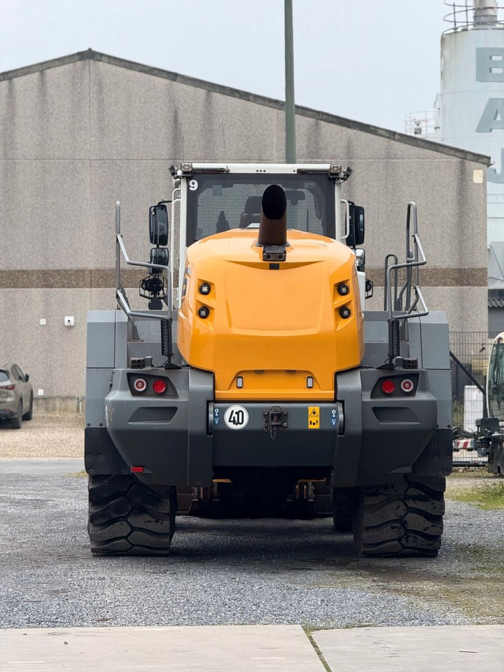 Liebherr L 586 X POWER/ 2022 - Încărcător frontal pe pneuri: Foto 4 Liebherr L 586 X POWER/ 2022 - Încărcător frontal pe pneuri: Foto 4