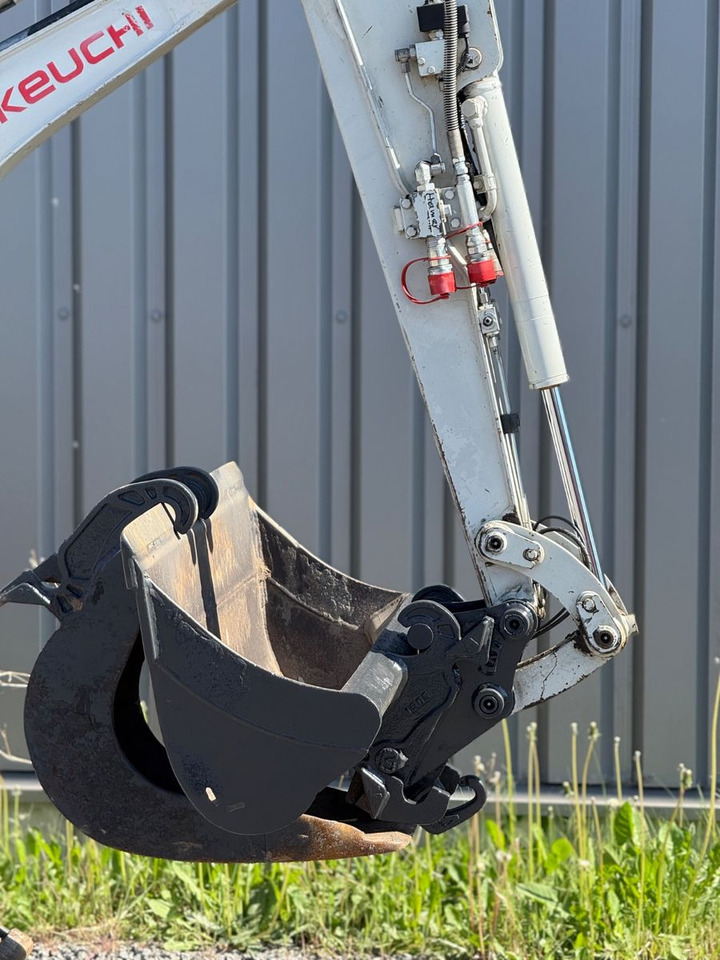 Takeuchi TB216 - Mini excavator: Foto 4 Takeuchi TB216 - Mini excavator: Foto 4