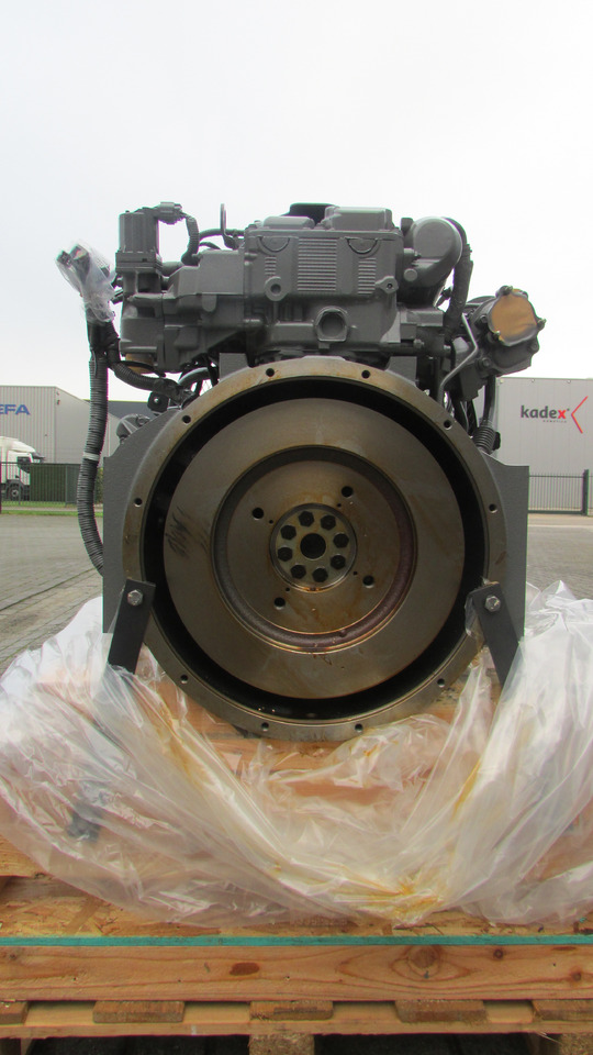 Isuzu SPECIAL PRICE 6HK1XYSA-01 € 22.900,= net ex vat 6HK1XYSS-01 € 22.900,= net ex vat ENGINES for EXCAVATOR HITACHI 4JJ1 - 4HK1 - 6HK1 JCB 4JJ1 - 4HK1 6HK1 CASE 4JJ1 - 4HK1 - 6HK1 - Motor pentru Excavator: Foto 3 Isuzu SPECIAL PRICE 6HK1XYSA-01 € 22.900,= net ex vat 6HK1XYSS-01 € 22.900,= net ex vat ENGINES for EXCAVATOR HITACHI 4JJ1 - 4HK1 - 6HK1 JCB 4JJ1 - 4HK1 6HK1 CASE 4JJ1 - 4HK1 - 6HK1 - Motor pentru Excavator: Foto 3