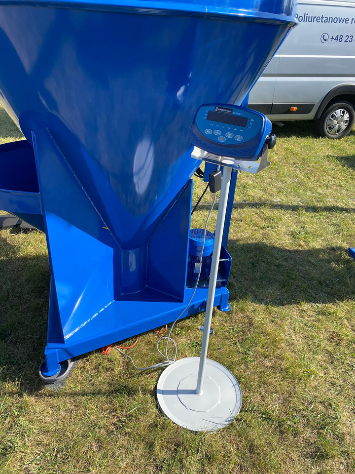 Utilaje de creştere vite nou Dozamech Getreidemischanlage / Feed mixer / Melangeuse de fourrage / Miscelatore di mangime / Кормосмеситель / Mieszalnik H-033/2 1000 kg: Foto 6 Utilaje de creştere vite nou Dozamech Getreidemischanlage / Feed mixer / Melangeuse de fourrage / Miscelatore di mangime / Кормосмеситель / Mieszalnik H-033/2 1000 kg: Foto 6