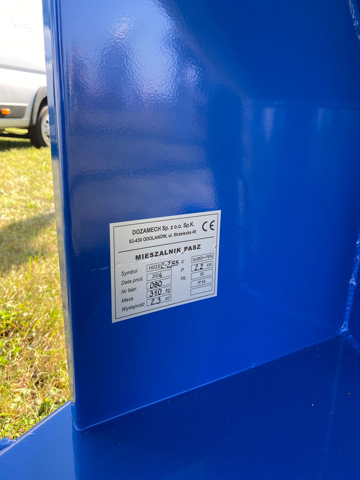 Utilaje de creştere vite nou Dozamech Getreidemischanlage / Feed mixer / Melangeuse de fourrage / Miscelatore di mangime / Кормосмеситель / Mieszalnik H-033/2 1000 kg: Foto 9 Utilaje de creştere vite nou Dozamech Getreidemischanlage / Feed mixer / Melangeuse de fourrage / Miscelatore di mangime / Кормосмеситель / Mieszalnik H-033/2 1000 kg: Foto 9