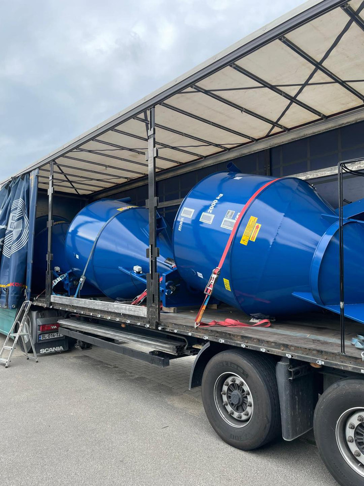 Utilaje de creştere vite nou Dozamech Getreidemischanlage / Feed mixer / Melangeuse de fourrage / Miscelatore di mangime / Кормосмеситель / Mieszalnik H-033/2 1000 kg: Foto 22 Utilaje de creştere vite nou Dozamech Getreidemischanlage / Feed mixer / Melangeuse de fourrage / Miscelatore di mangime / Кормосмеситель / Mieszalnik H-033/2 1000 kg: Foto 22