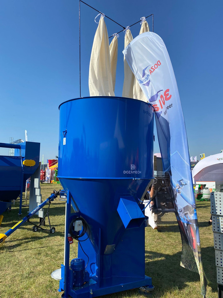 Dozamech Getreidemischanlage / Feed mixer / Melangeuse de fourrage / Miscelatore di mangime / Кормосмеситель / Mieszalnik H-033/2 1000 kg - Utilaje de creştere vite: Foto 4 Dozamech Getreidemischanlage / Feed mixer / Melangeuse de fourrage / Miscelatore di mangime / Кормосмеситель / Mieszalnik H-033/2 1000 kg - Utilaje de creştere vite: Foto 4