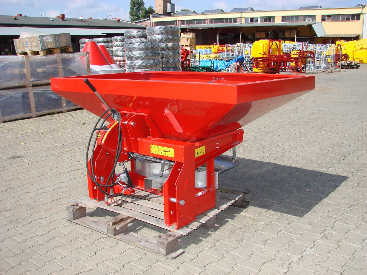 JAR-MET Düngerstreuer / Fertilizer spreader / Epandeur d'engrais / Rozsiewacz nawozów 1200 kg - Imprastietor îngrăşăminte: Foto 1 JAR-MET Düngerstreuer / Fertilizer spreader / Epandeur d'engrais / Rozsiewacz nawozów 1200 kg - Imprastietor îngrăşăminte: Foto 1