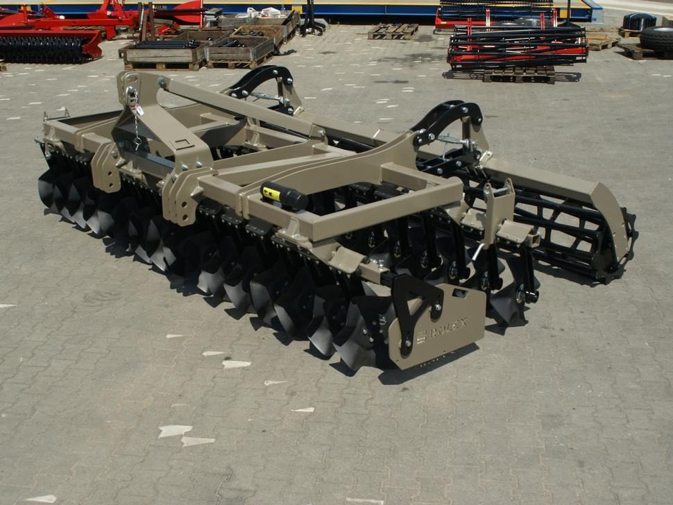 ROLEX Scheibenegge / Cross-Cutter harrow / Dechaumeur cross-cutter / Cross Cutter erpice / Борона с поперечным катком жёсткий/ Brona cross cutter sztywna 4 m - Grapă cu discuri: Foto 1 ROLEX Scheibenegge / Cross-Cutter harrow / Dechaumeur cross-cutter / Cross Cutter erpice / Борона с поперечным катком жёсткий/ Brona cross cutter sztywna 4 m - Grapă cu discuri: Foto 1