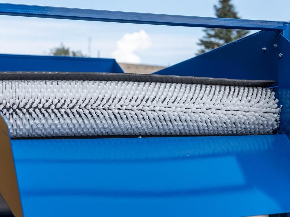 ROLMET Bürstenmaschine / Potato brush cleaner / Nettoyeuse à brosse / Pulitore a spazzole / Очиститель / Czyszczarka szczotkowa - Utilaj pentru cartofi: Foto 4 ROLMET Bürstenmaschine / Potato brush cleaner / Nettoyeuse à brosse / Pulitore a spazzole / Очиститель / Czyszczarka szczotkowa - Utilaj pentru cartofi: Foto 4