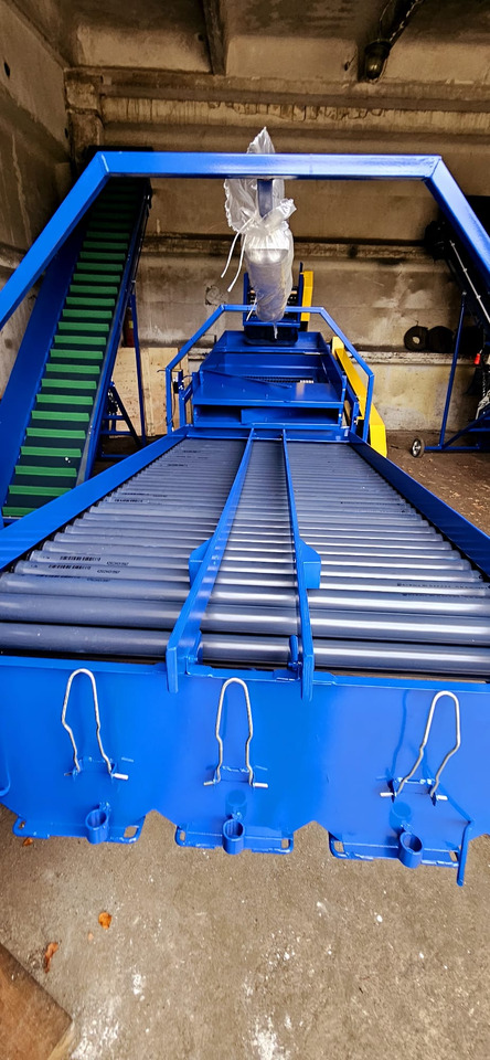 ROLMET Kartoffelsortierer / Potato sorting machine / Trieuse de pomme de terre / Selezionatrice per patate / Clasificador de patatas / Картофелесортировочная машина / Sortownik do ziemniaków M614/2 - Utilaj pentru cartofi: Foto 4 ROLMET Kartoffelsortierer / Potato sorting machine / Trieuse de pomme de terre / Selezionatrice per patate / Clasificador de patatas / Картофелесортировочная машина / Sortownik do ziemniaków M614/2 - Utilaj pentru cartofi: Foto 4