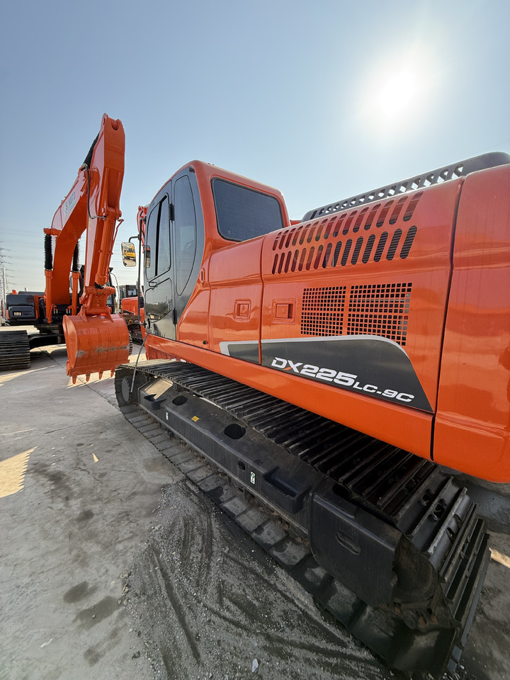 DOOSAN 225 - Excavator pe şenile: Foto 3 DOOSAN 225 - Excavator pe şenile: Foto 3