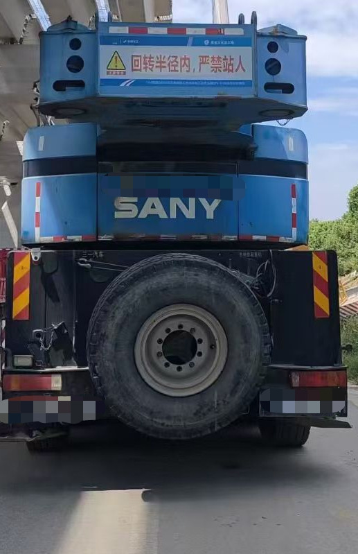 SANY SAC3000 - Macara tot teren: Foto 3 SANY SAC3000 - Macara tot teren: Foto 3