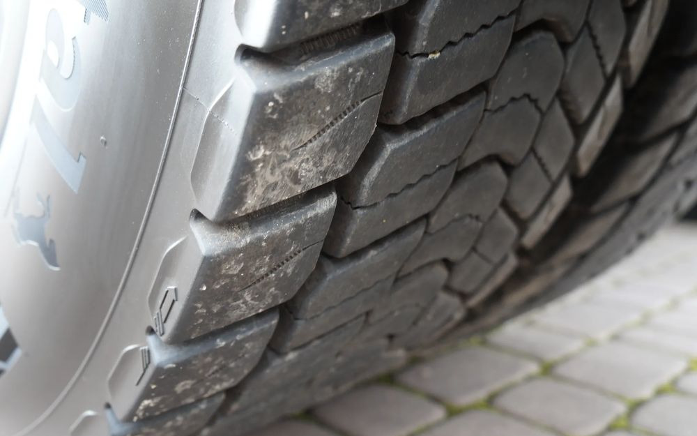 Cap tractor Volvo FH 4 EURO 6 GLOBETROTTER NISKI PRZEBIEG PEŁEN SERWIS: Foto 13