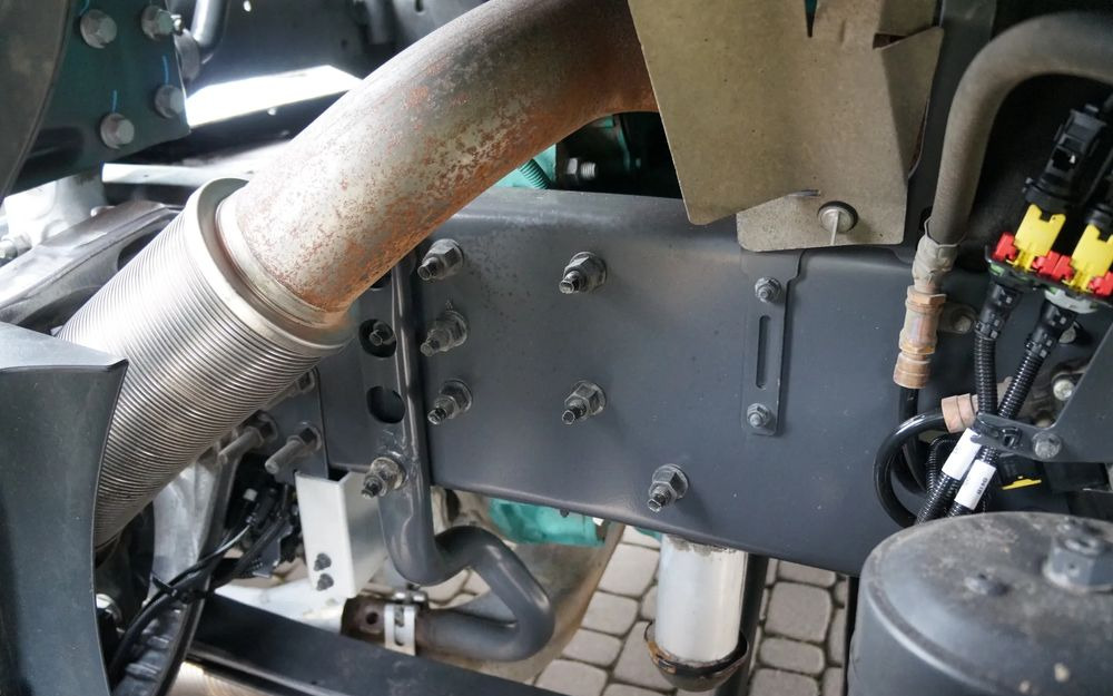 Cap tractor Volvo FH 4 EURO 6 GLOBETROTTER NISKI PRZEBIEG PEŁEN SERWIS: Foto 8