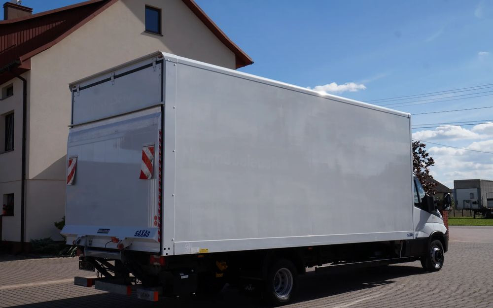 Iveco DAILY 72c18 Automat HI-MATIC Kontener 6 m 74 tys km STAN NOWY - Camion furgon: Foto 3 Iveco DAILY 72c18 Automat HI-MATIC Kontener 6 m 74 tys km STAN NOWY - Camion furgon: Foto 3
