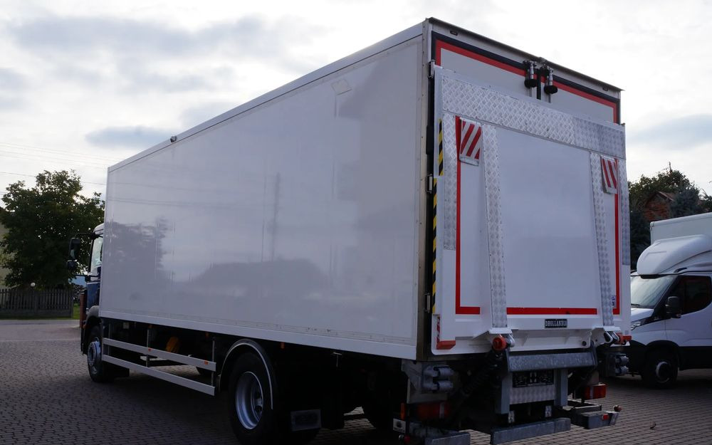 MAN TGM 18.250 EURO 6 CHŁODNIA KONTENER 7.50 m 275 TYS KM - Camion frigider: Foto 5 MAN TGM 18.250 EURO 6 CHŁODNIA KONTENER 7.50 m 275 TYS KM - Camion frigider: Foto 5