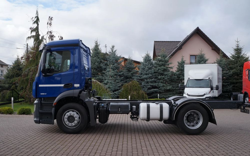Mercedes-Benz ANTOS 1824 ACTROS EURO 6 RAMA DO ZABUDOWY ROZSTAW OSI 3.80M ANTOS 1830 1827 - Camion şasiu: Foto 4 Mercedes-Benz ANTOS 1824 ACTROS EURO 6 RAMA DO ZABUDOWY ROZSTAW OSI 3.80M ANTOS 1830 1827 - Camion şasiu: Foto 4