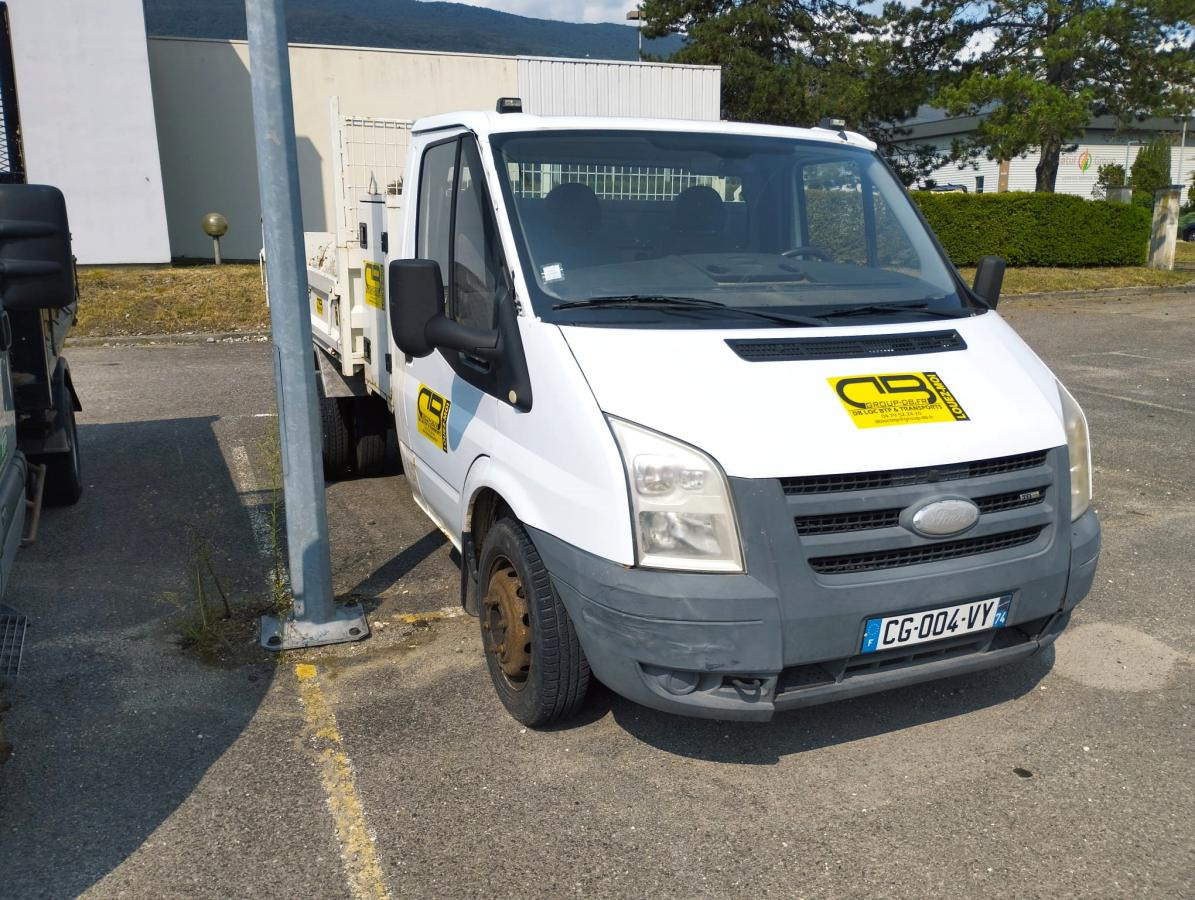 Ford Transit 3 Benne basculante - Autoutilitară basculantă: Foto 2 Ford Transit 3 Benne basculante - Autoutilitară basculantă: Foto 2