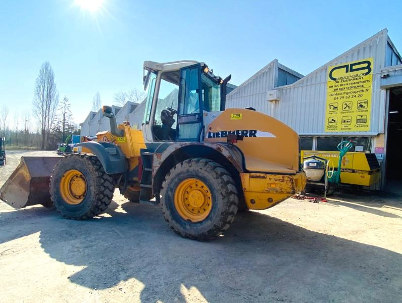 LIEBHERR Chargeuse L524 10T - Încărcător frontal pe pneuri: Foto 3 LIEBHERR Chargeuse L524 10T - Încărcător frontal pe pneuri: Foto 3