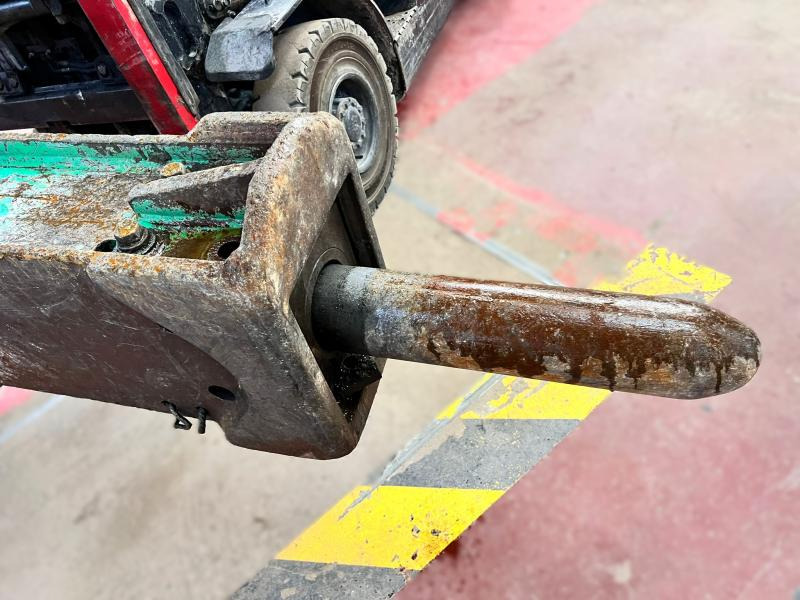 MONTABERT M900 BRH Marteau hydraulique pour 15-25T - Ciocan hidraulic: Foto 4 MONTABERT M900 BRH Marteau hydraulique pour 15-25T - Ciocan hidraulic: Foto 4