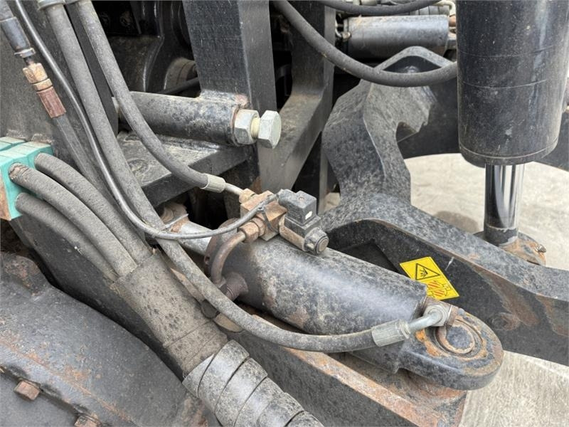 Tractor agricol Claas Challenger 95E: Foto 7