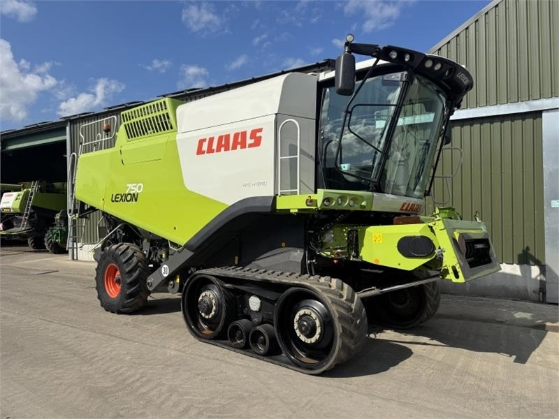 Claas Lexion 750TT APS Hybrid c/w V90 - Utilaje pentru combină agricola: Foto 3 Claas Lexion 750TT APS Hybrid c/w V90 - Utilaje pentru combină agricola: Foto 3