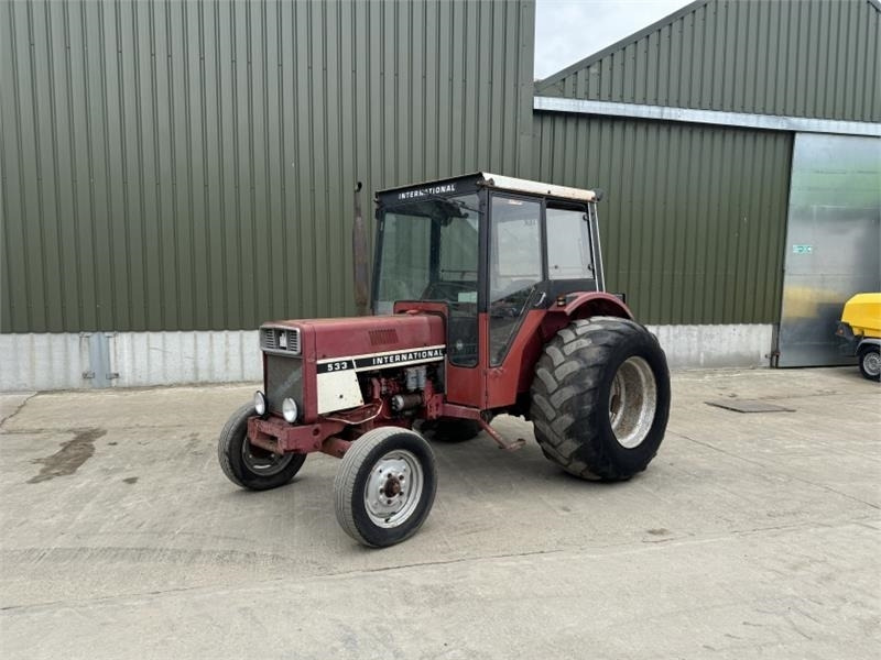 International 533 Tractor - Tractor agricol: Foto 1 International 533 Tractor - Tractor agricol: Foto 1
