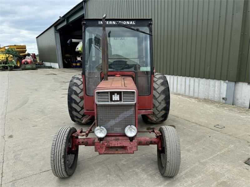 International 533 Tractor - Tractor agricol: Foto 5 International 533 Tractor - Tractor agricol: Foto 5