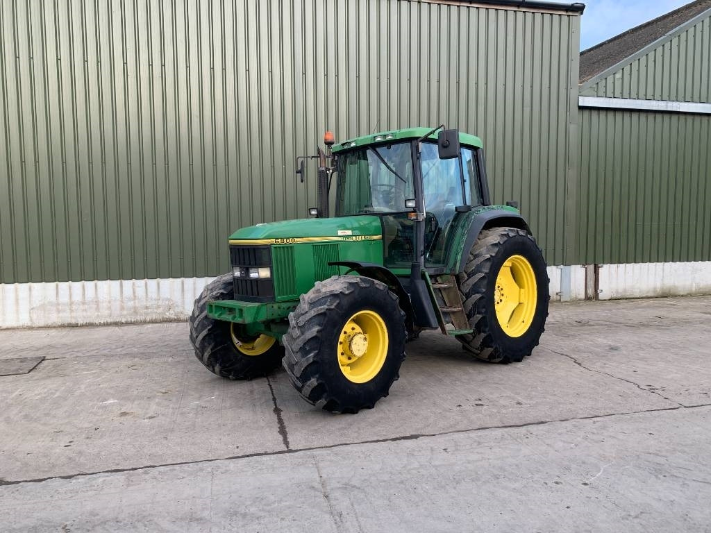 John Deere 6800 - Tractor agricol: Foto 1 John Deere 6800 - Tractor agricol: Foto 1