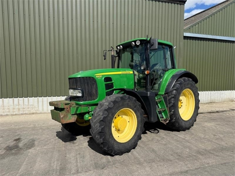 John Deere 6930 Premium - Tractor agricol: Foto 1 John Deere 6930 Premium - Tractor agricol: Foto 1