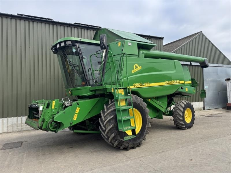 John Deere 9660i WTS Hillmaster II c/w 622R Header - Utilaje pentru combină agricola: Foto 1 John Deere 9660i WTS Hillmaster II c/w 622R Header - Utilaje pentru combină agricola: Foto 1