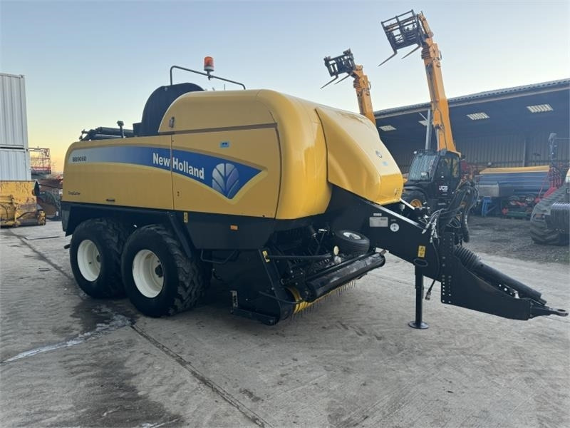 New Holland BB9060 Baler  - Presă baloţi dreptunghiulari: Foto 4 New Holland BB9060 Baler  - Presă baloţi dreptunghiulari: Foto 4
