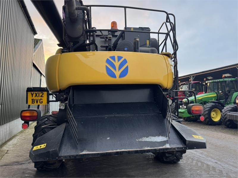 New Holland CR9080 c/w 30ft Varifeed Header - Utilaje pentru combină agricola: Foto 5 New Holland CR9080 c/w 30ft Varifeed Header - Utilaje pentru combină agricola: Foto 5